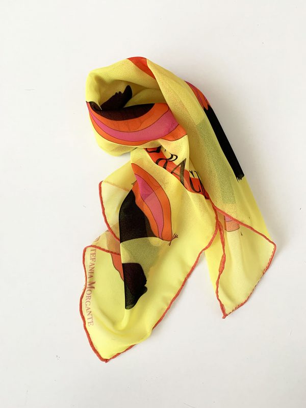 Black is back  little scarf
